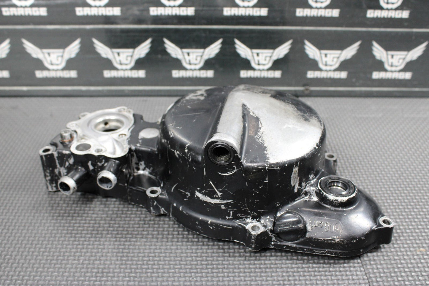 1991 86 - 95 HONDA CR80R OEM ENGINE MOTOR SIDE CLUTCH COVER 11330 - GS2 - 405 - hggarage