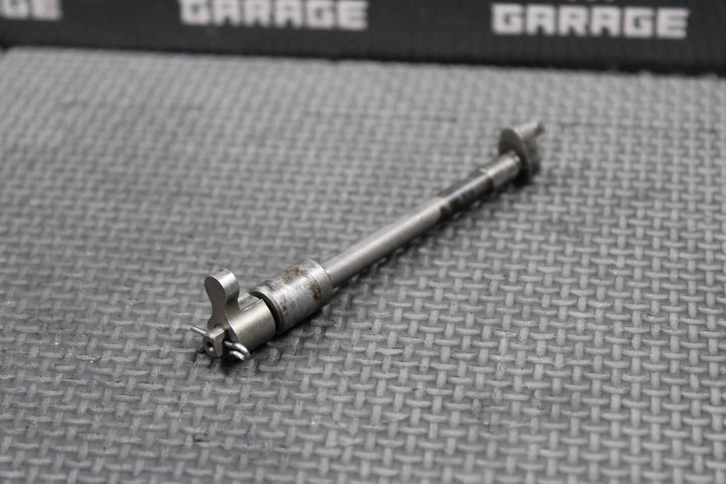 1988 88 - 91 HONDA CR250R OEM EXHAUST VALVE CAM SPINDLE & FOLLOWER 19351 - KS7 - 830 - hggarage