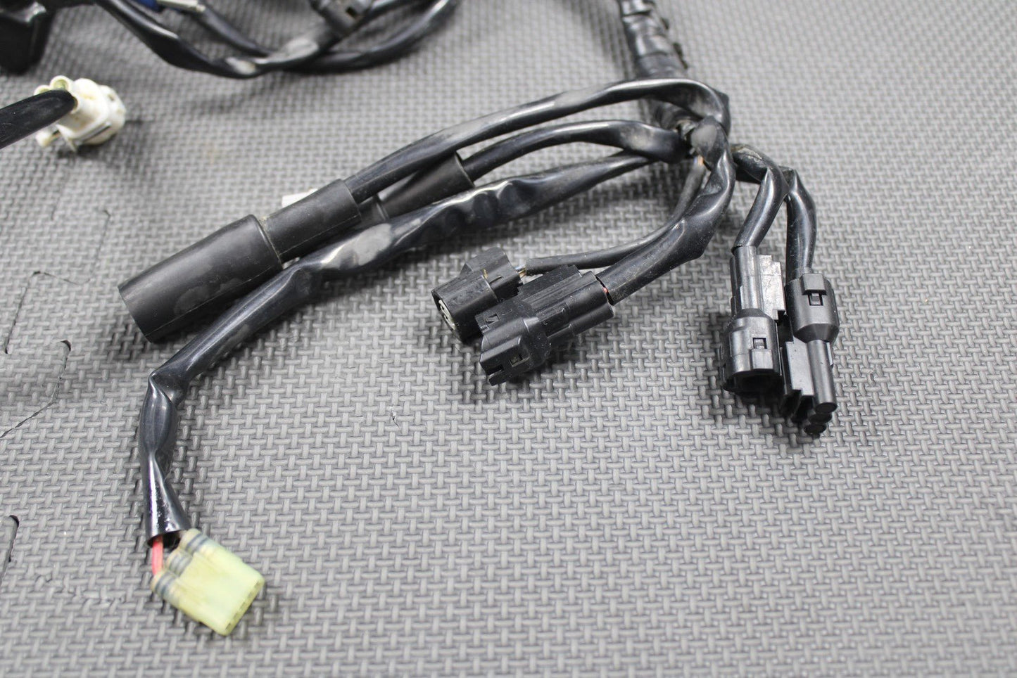 2019 2020 YAMAHA YZ250F OEM MAIN CHASSIS WIRING HARNESS WIRE LOOM B7B - 82590 - 10 - 0 - hggarage