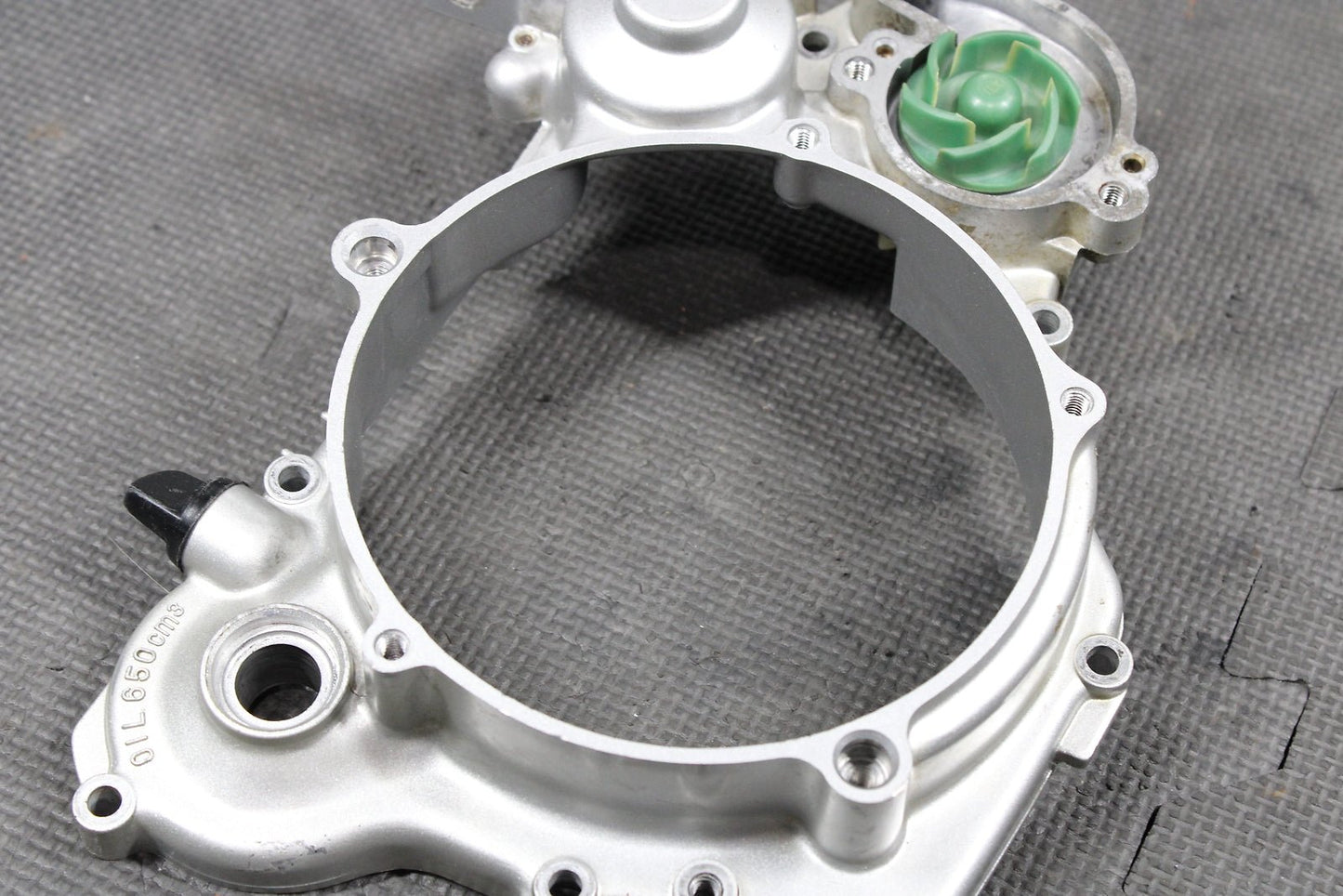1992 YAMAHA YZ125 OEM ENGINE MOTOR INNER CLUTCH COVER 3JD - 15431 - 00 - 00 - hggarage