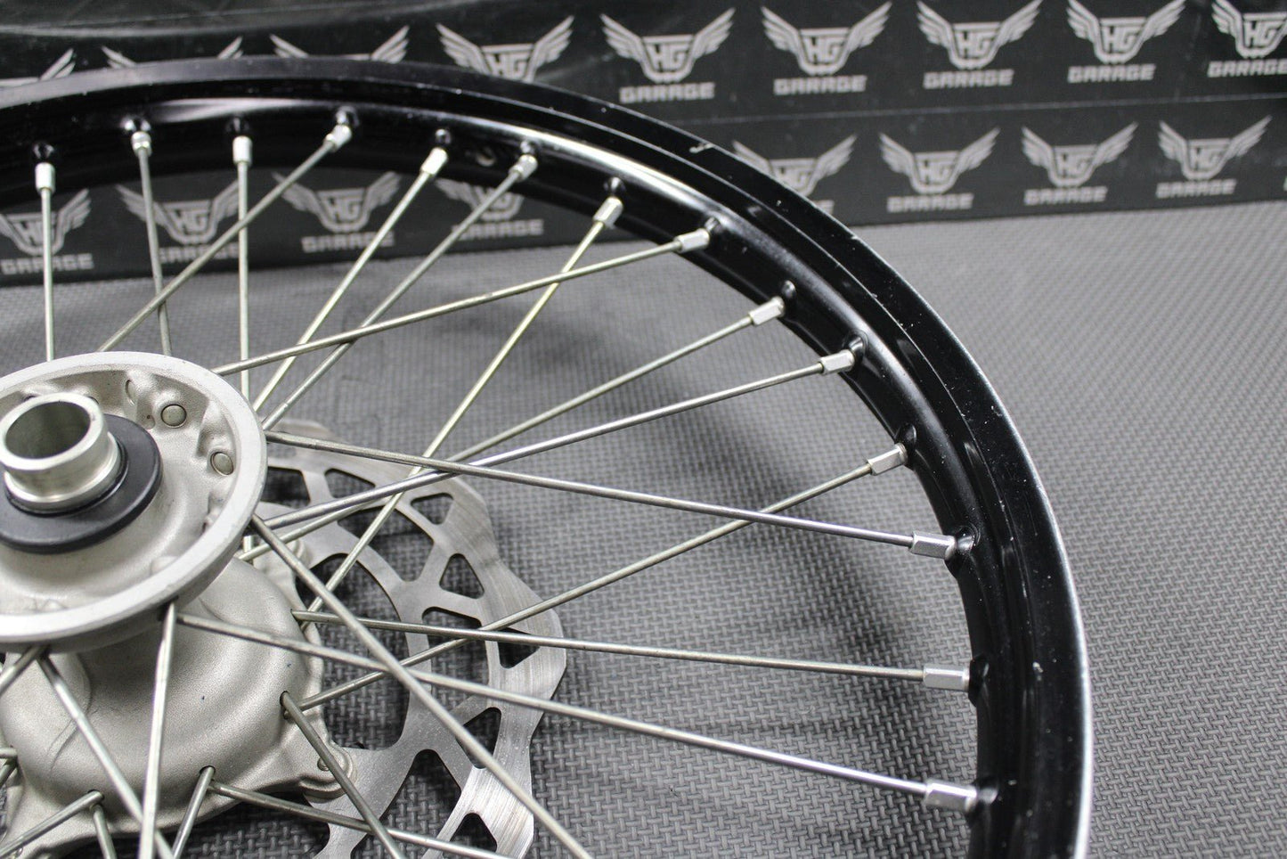 2020 SUZUKI RMZ250 RMZ450 OEM BLACK FRONT WHEEL RIM HUB ROTOR 54100 - 37K00 GOOD! - hggarage
