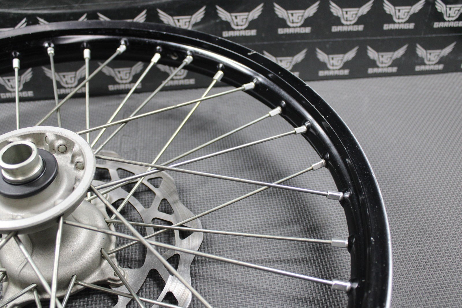 2020 SUZUKI RMZ250 RMZ450 OEM BLACK FRONT WHEEL RIM HUB ROTOR 54100 - 37K00 GOOD! - hggarage