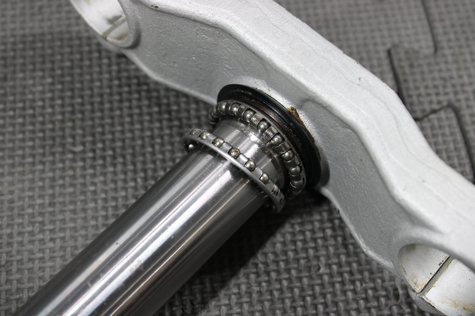2000 KTM 50SX Junior OEM Front Forks Lower Upper Triple Tree Stem Clamp 45001032 - hggarage