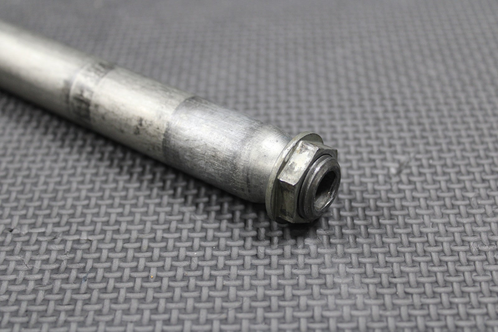 2020 SUZUKI RMZ250 OEM FRONT WHEEL RIM AXLE PIVOT BOLT SHAFT 54711 - 35G00 - hggarage