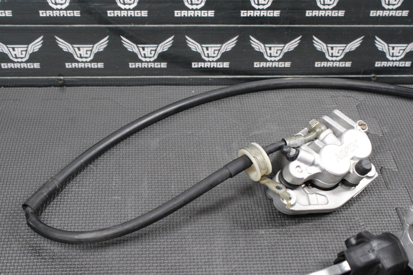 2000 SUZUKI 00 - 04 DRZ400 OEM FRONT BRAKE CALIPER MASTER CYLINDER W HOSE LEVER - hggarage