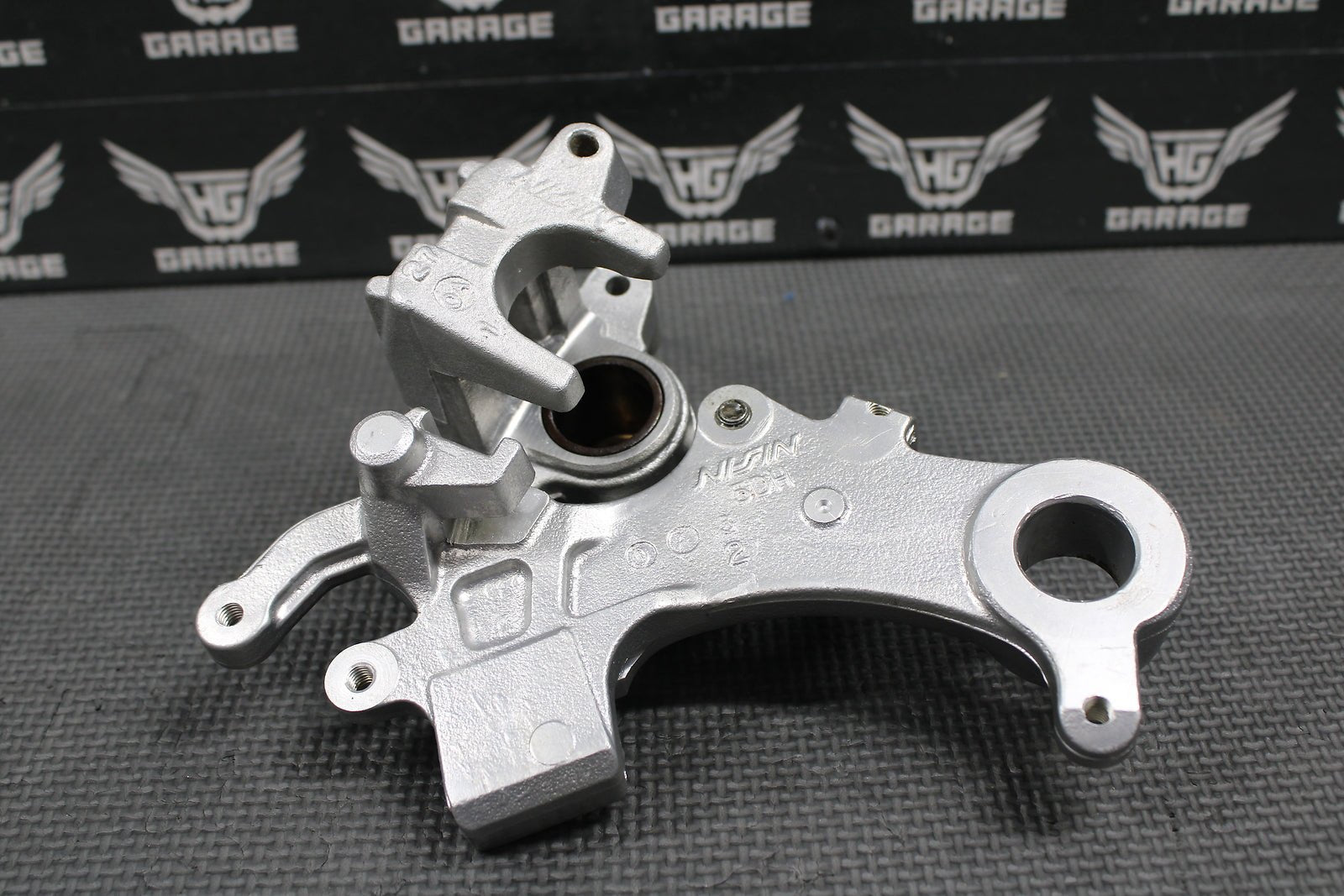 1998 YAMAHA YZ125 YZ250 OEM NISSIN REAR BACK BRAKE CALIPER 5DH - 2580W - 00 - 00 NICE - hggarage