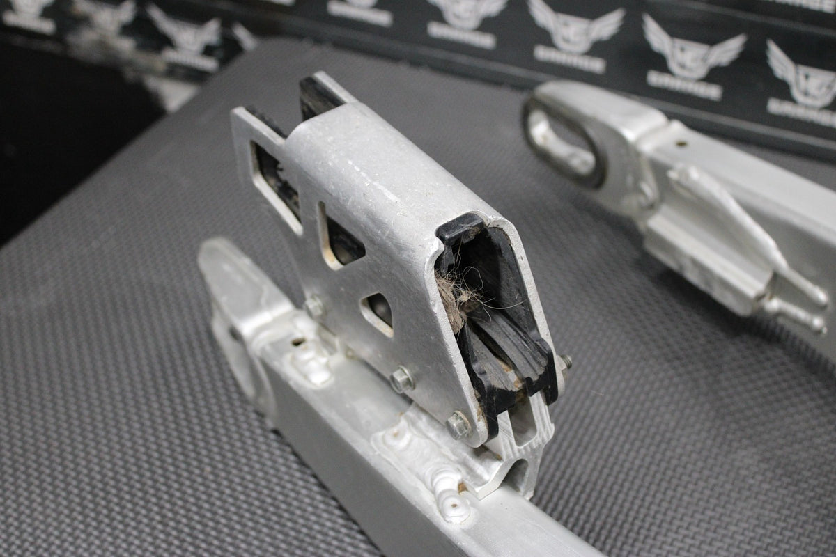 47832885