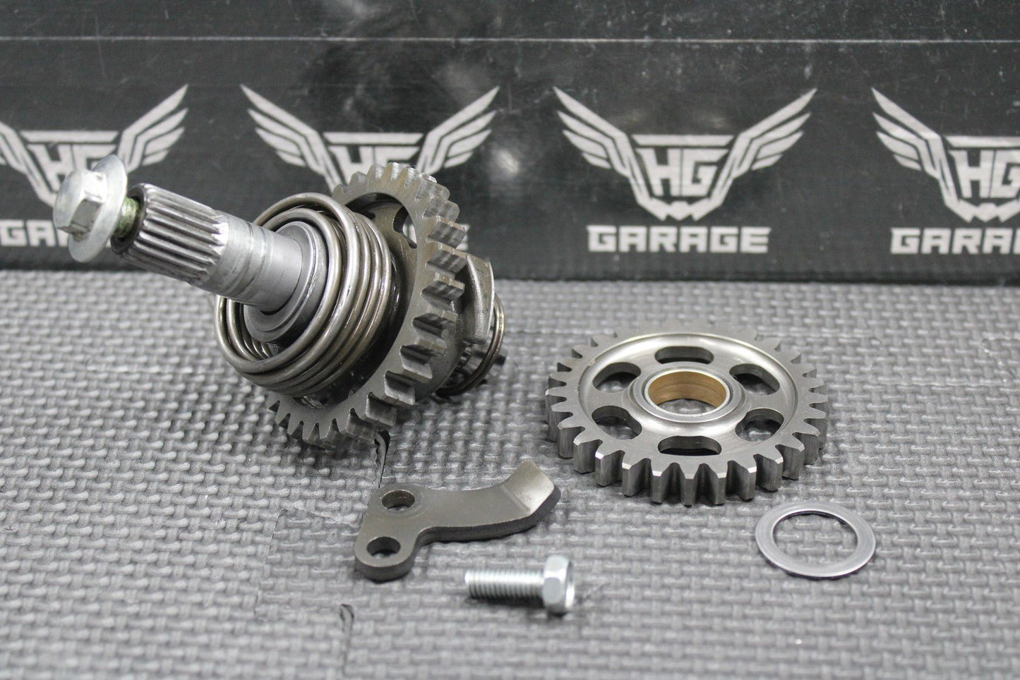 2000 HONDA CR125R OEM KICKSTART KICK START SHAFT W IDLER GEAR BOLT 28210 - KS6 - 700 - hggarage