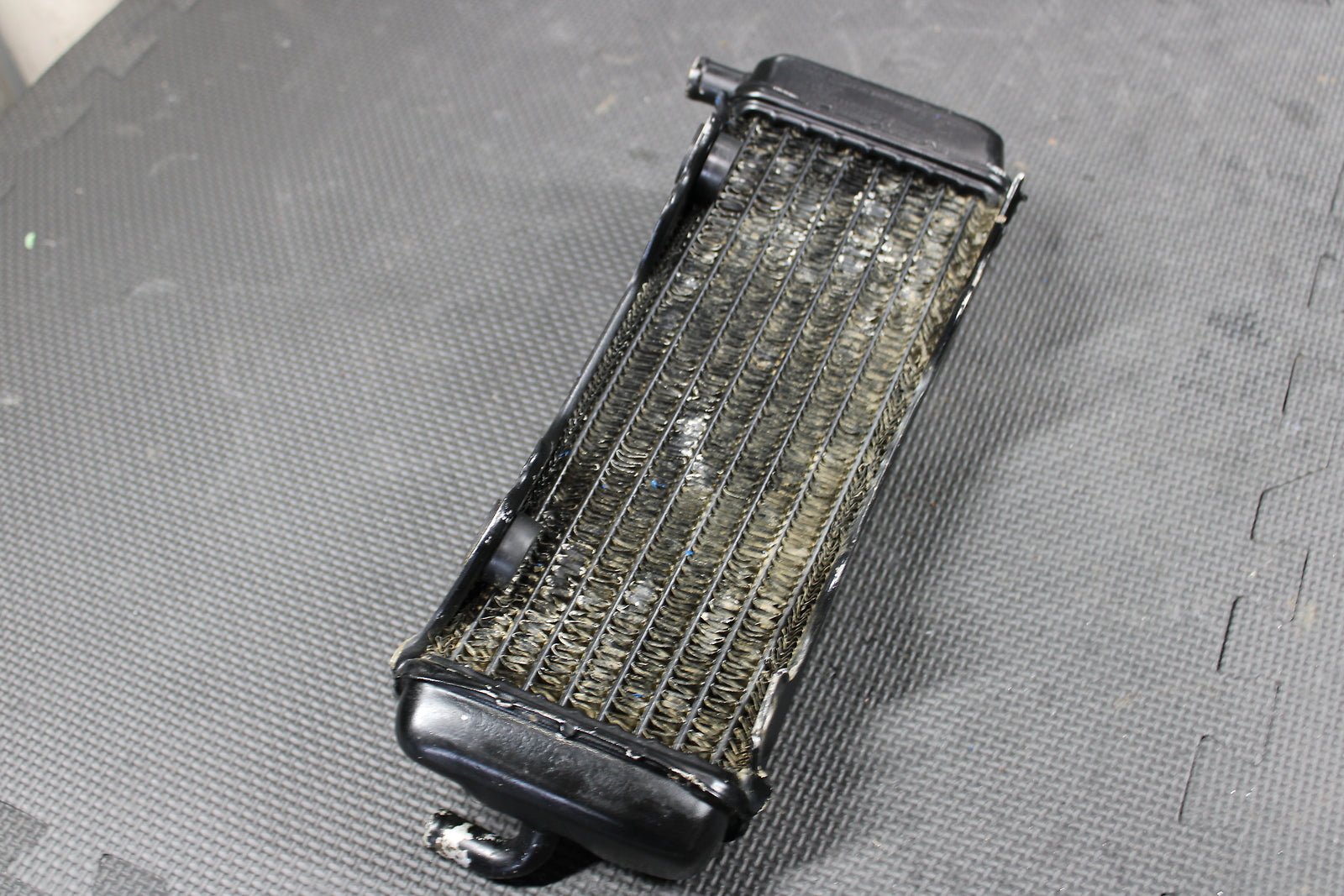 1999 YAMAHA YZ125 OEM ENGINE MOTOR COOLING COOLER RADIATOR 4SS - 1240A - 10 - 00 - hggarage