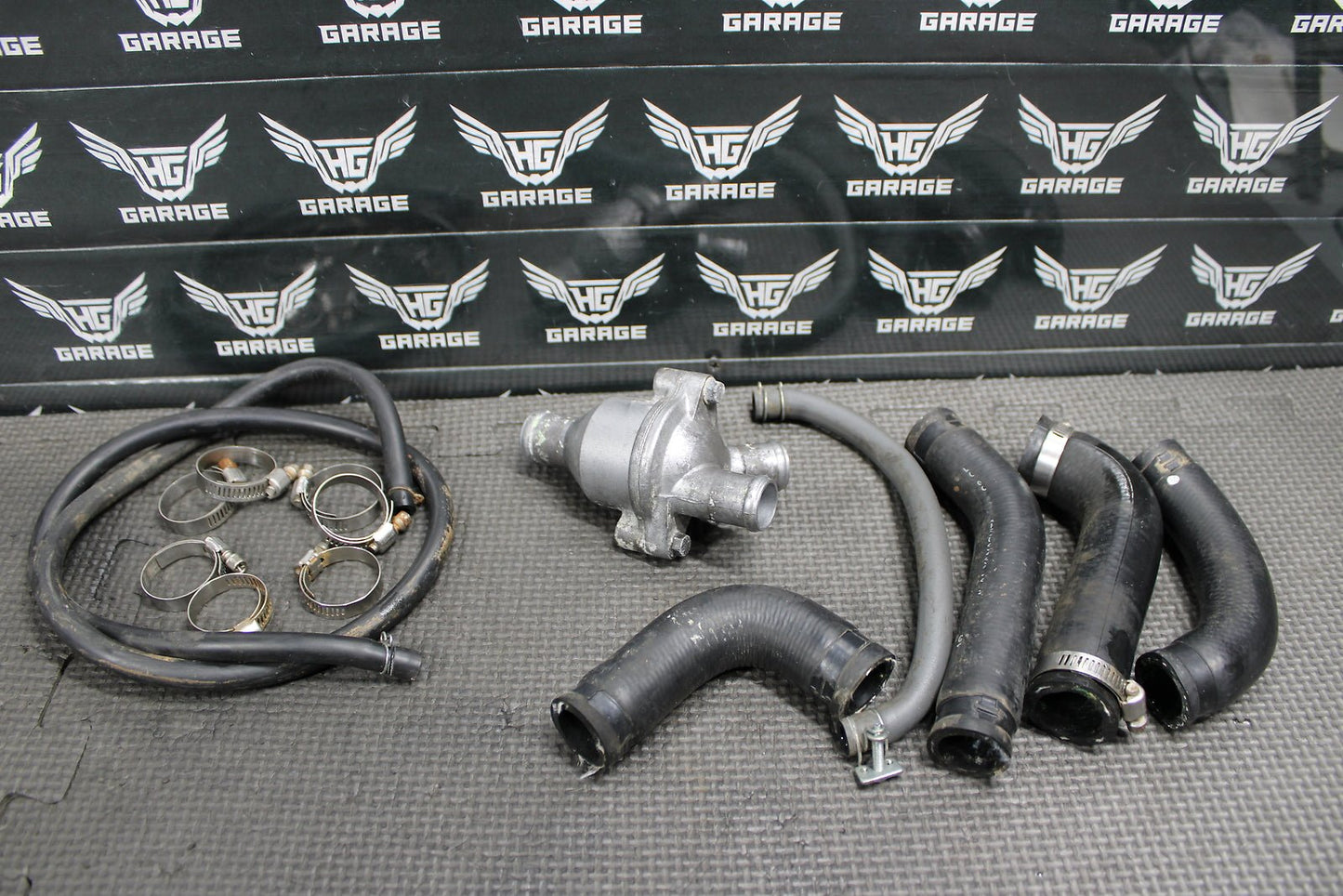 2003 00 - 07 HONDA XR650R OEM RADIATOR THERMOSTAT HOUSING COVER COOLING HOSES - hggarage