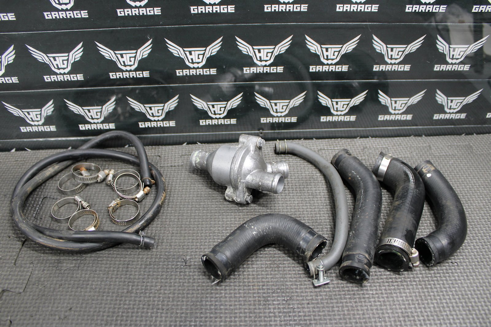 2003 00 - 07 HONDA XR650R OEM RADIATOR THERMOSTAT HOUSING COVER COOLING HOSES - hggarage