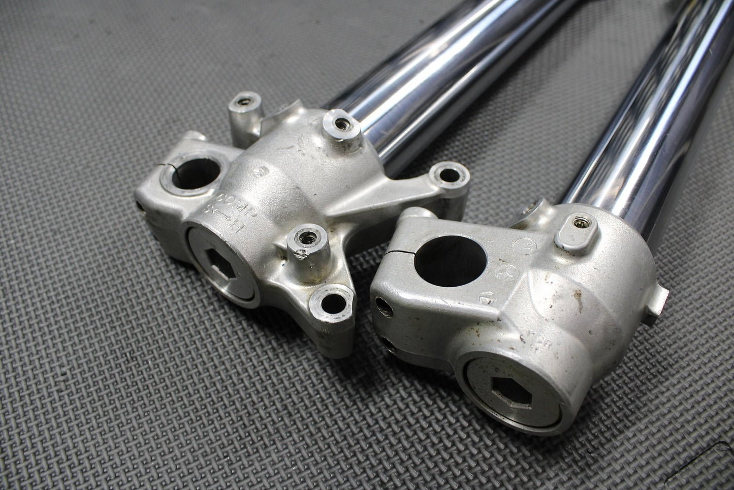 2004 04 - 07 HONDA CR125R OEM 46MM RIGHT LEFT FRONT SUSPENSION FORKS SHOCKS NICE! - hggarage