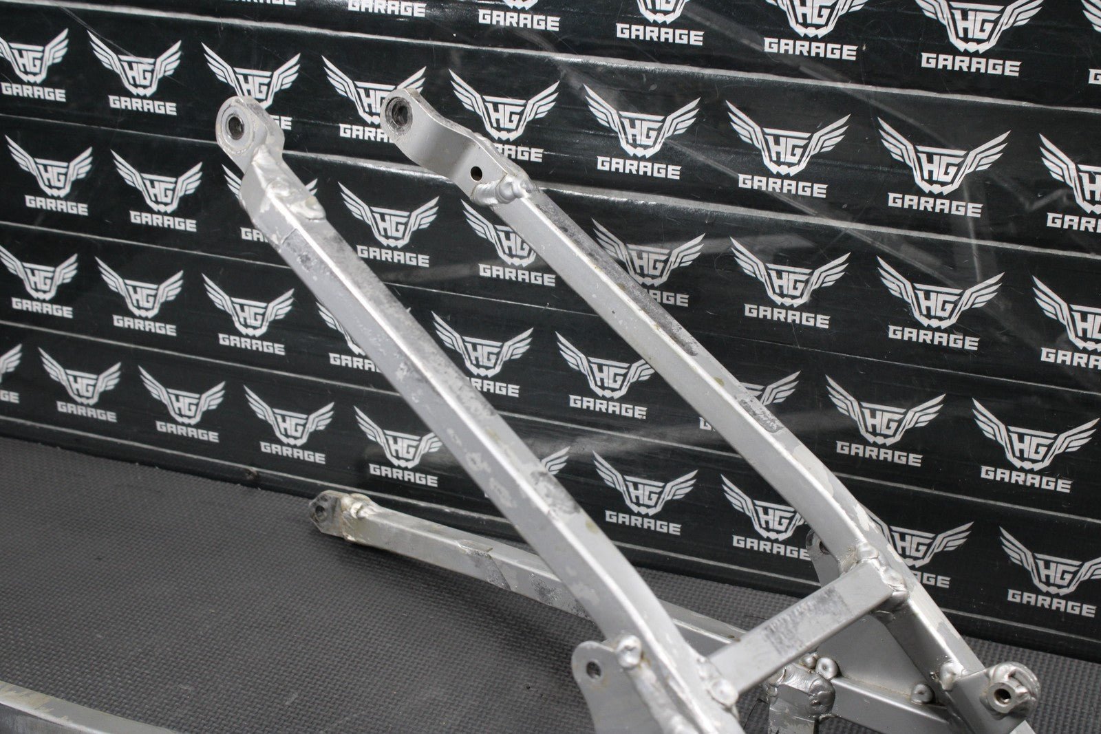 2000 SUZUKI RM125 RM250 OEM REAR BACK SUB FRAME SUBFRAME SUPPORT 41200 - 36E00 - hggarage