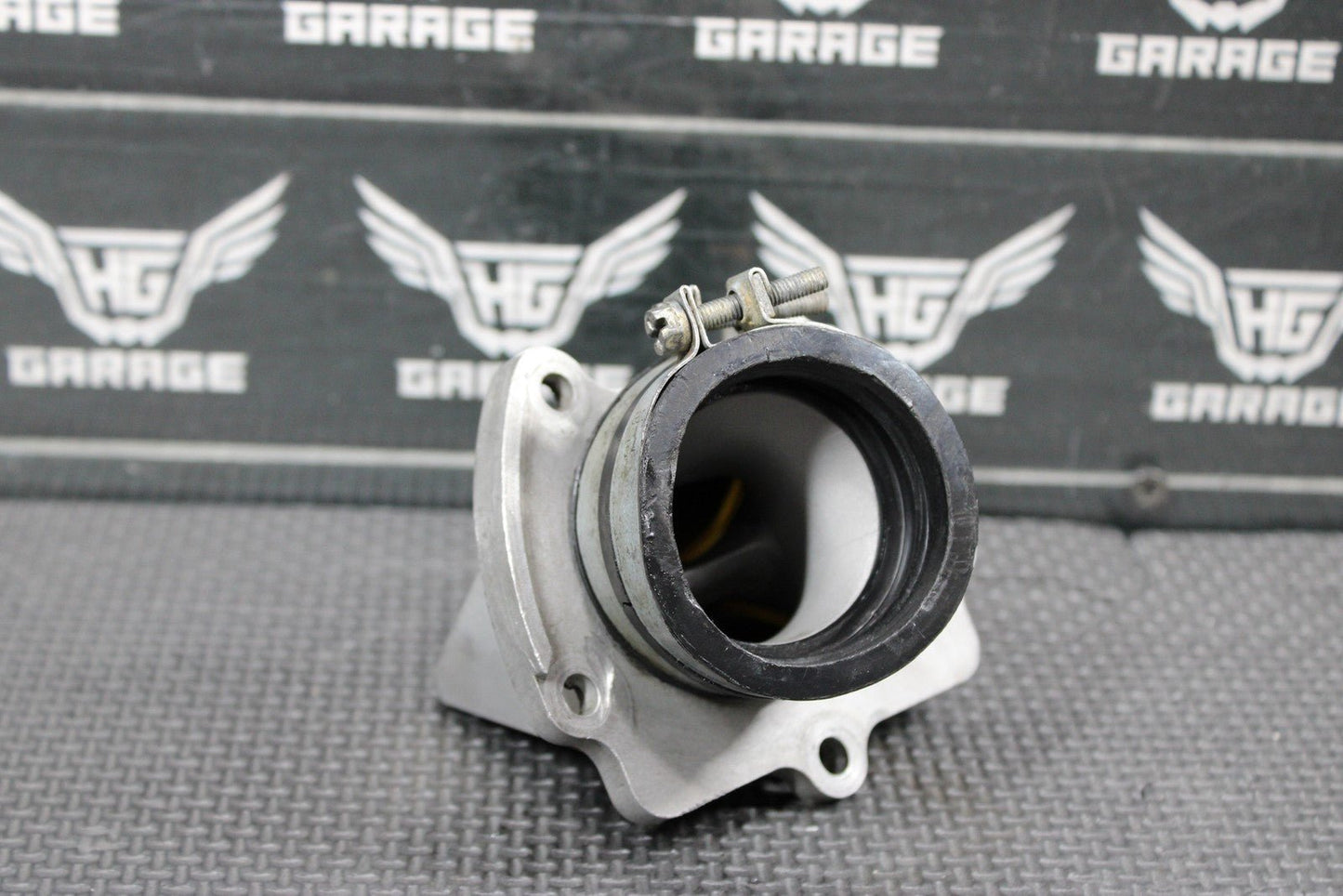 2001 97 - 01 YAMAHA YZ250 BOYESON INTAKE REED BLOCK ASSEMBLY 4XL - 13610 - 00 - 00 - hggarage
