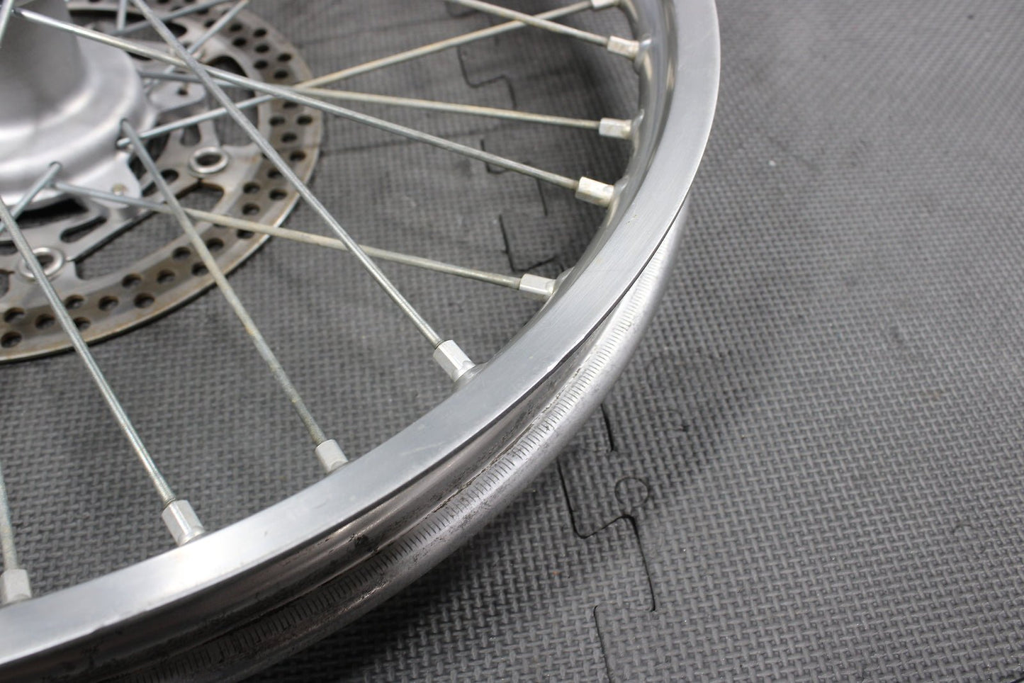 2005 Yamaha YZ125 YZ250 OEM Excel Front Wheel Rim Hub 5XC - W2519 - L0 - 00 - hggarage