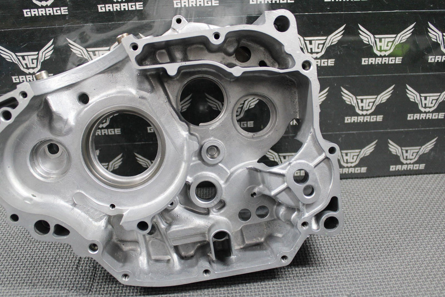 1991 HONDA 90 - 95 XR250R OEM RIGHT ENGINE CRANKCASE CRANK CASE 11100 - KZ1 - 671 MINT - hggarage