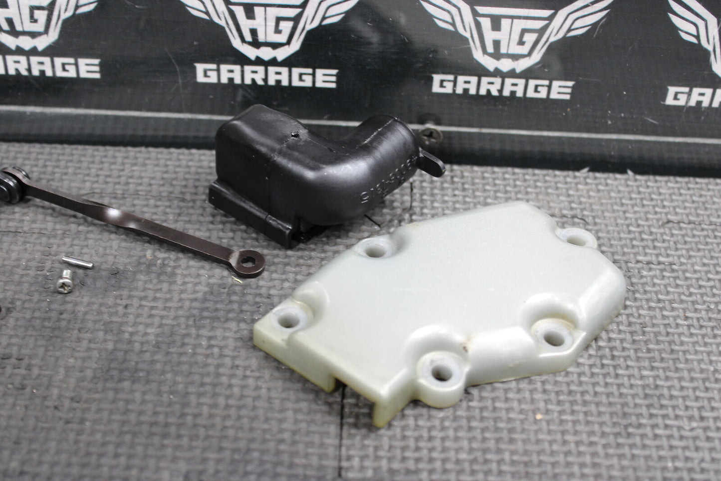 2000 KAWASAKI KX125 OEM ENGINE POWERVALVE EXHUAST VALVE LINKAGE GOVERNOR