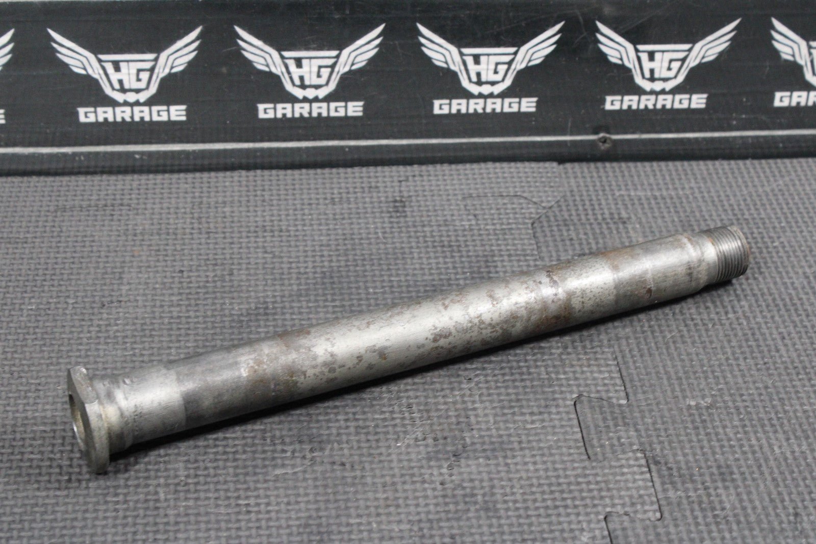 2018 HONDA CRF250R 09 - 22 OEM REAR AXLE BACK WHEEL RIM PIVOT BOLT 42301 - KRN - A30 - hggarage