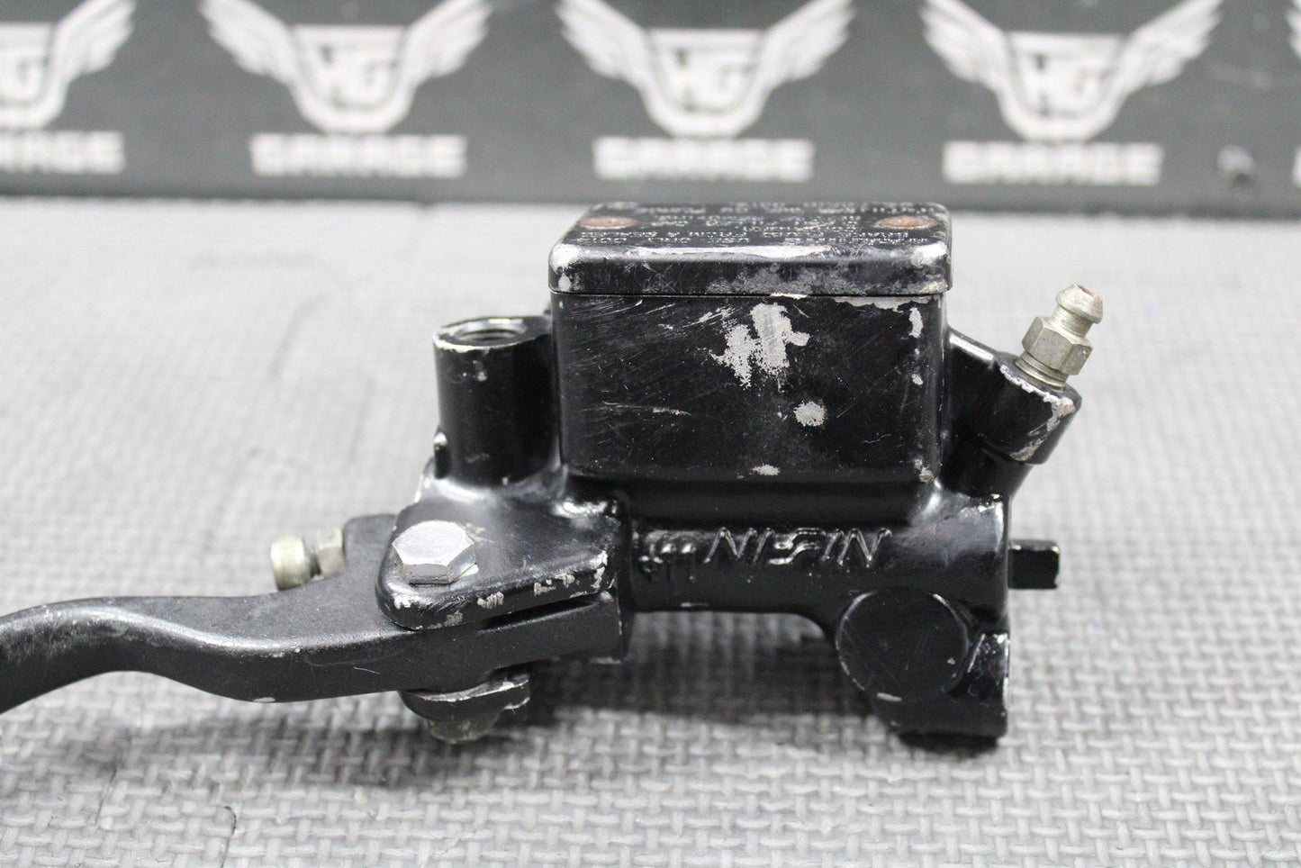 1989 HONDA 86 - 90 XR250R 87 - 90 XR600R OEM FRONT BRAKE MASTER CYLINDER W/ LEVER - hggarage