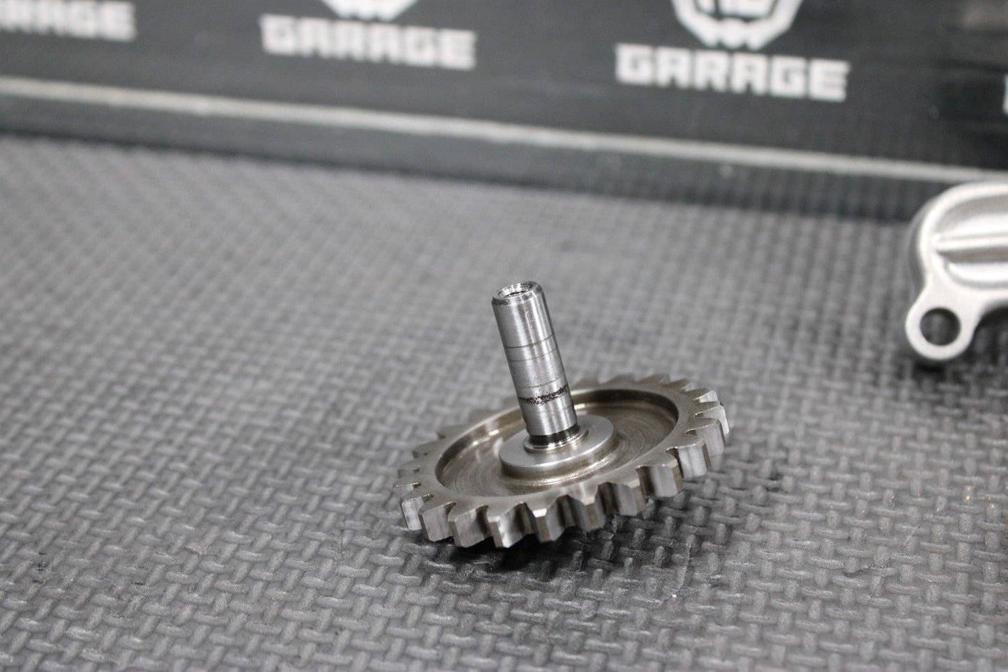 1996 94 - 98 KAWASAKI KX125 OEM ENGINE WATER PUMP W HOUSING IMPELLER SHAFT GOOD! - hggarage