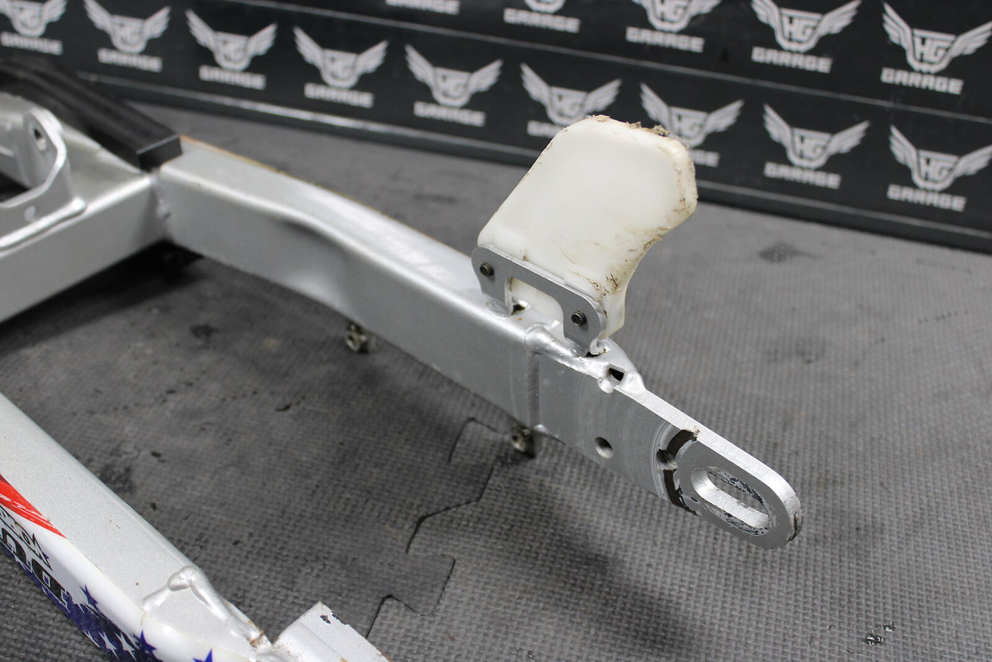 2000 YAMAHA TTR125L OEM BIGWHEEL SWINGARM SWING ARM SUSPENSION