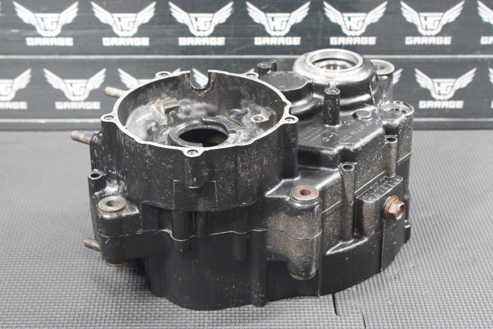 1986 KAWASAKI KDX200 86 - 87 OEM LEFT RIGHT ENGINE MOTOR CRANKCASE CRANK CASES - hggarage