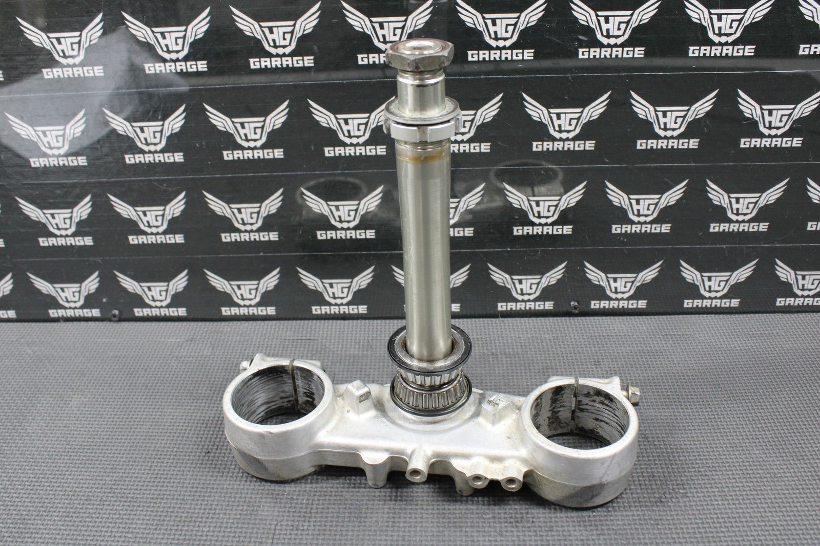 1999 SUZUKI 99 - 00 RM125 RM250 OEM FRONT FORKS CLAMP LOWER TRIPLE TREE STEM - hggarage