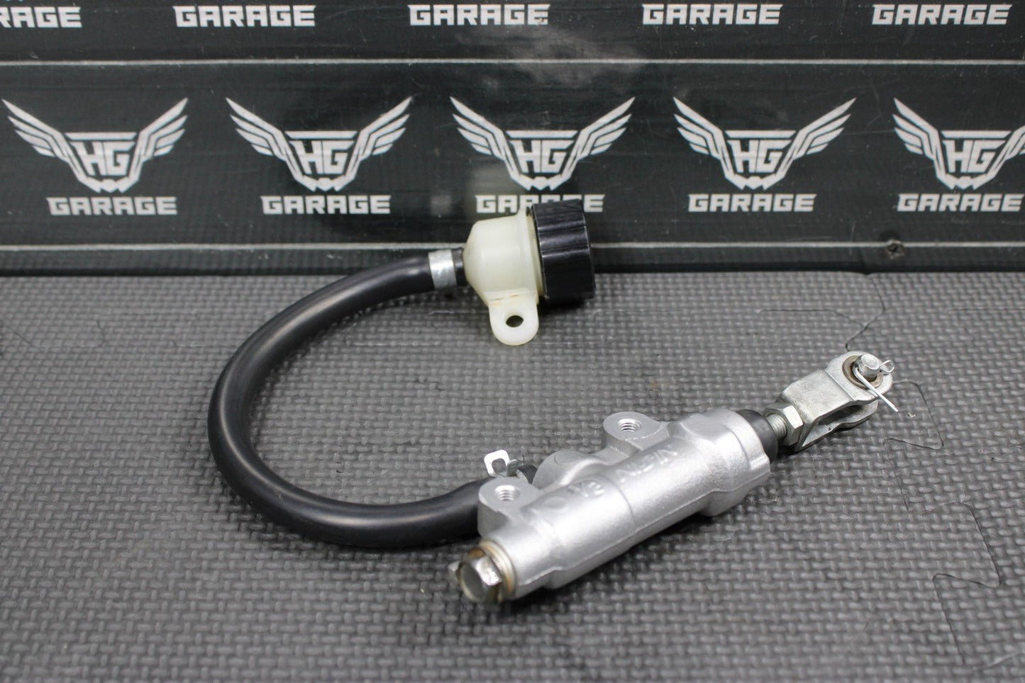 2012 KAWASAKI 01 - 22 KX85 KX100 OEM REAR BACK BRAKE MASTER CYLINDER W RESERVOIR - hggarage