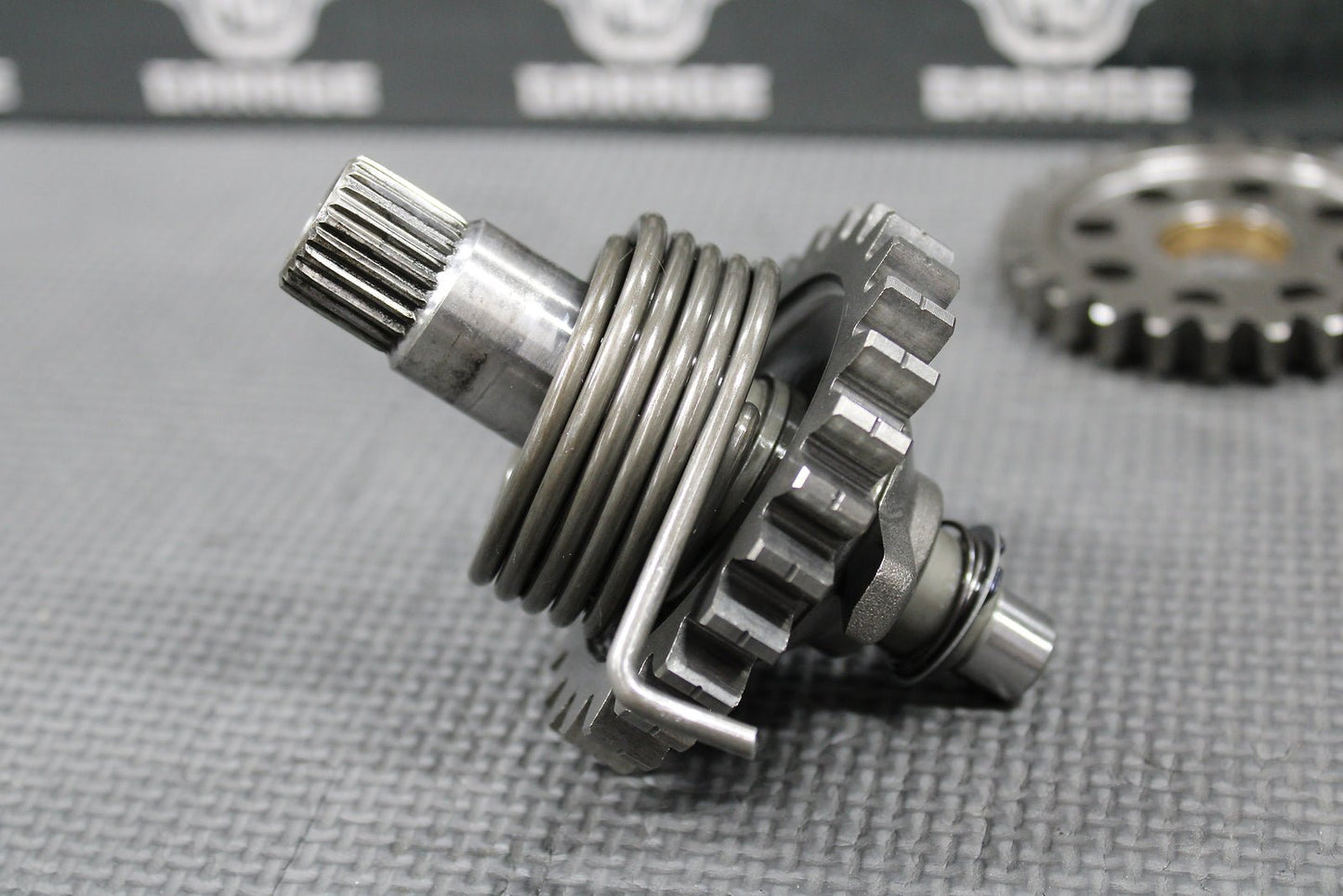 2002 02 - 07 KAWASAKI KX250 OEM KICKSTART KICK START SHAFT W IDLER GEAR 13066 - 1107 - hggarage