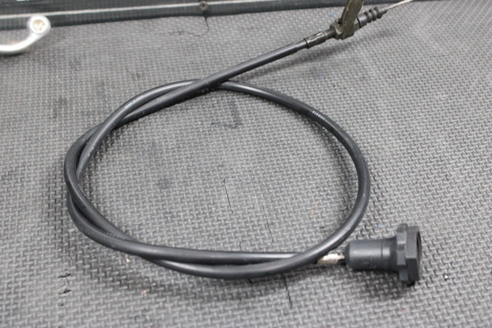 2005 YAMAHA 03 - 05 YZ250F YZ450F OEM CLUTCH CABLE LINE W ARC LEVER & PERCH - hggarage