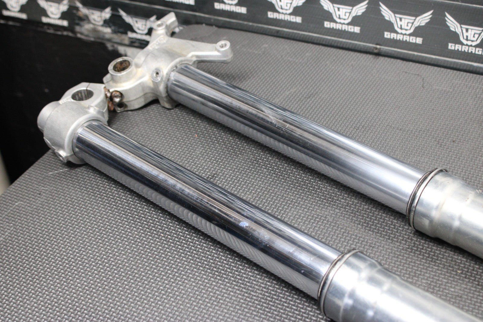 2000 KTM 250 EXC OEM RIGHT LEFT FRONT SUSPENSION FORKS SHOCKS 0518U787LS - hggarage