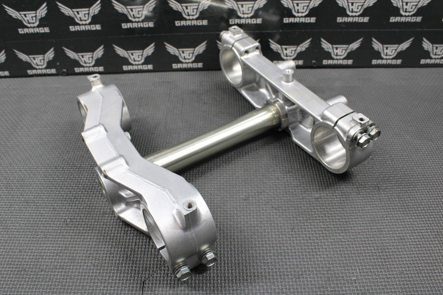 1998 SUZUKI 97 - 98 RM125 RM250 OEM FRONT FORKS LOWER UPPER TRIPLE TREE STEM CLAMP - hggarage