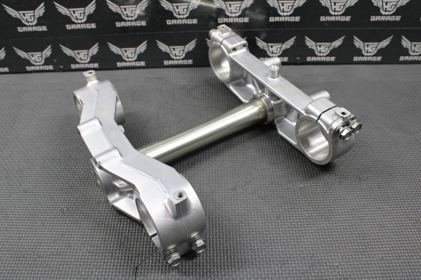 1998 SUZUKI 97 - 98 RM125 RM250 OEM FRONT FORKS LOWER UPPER TRIPLE TREE STEM CLAMP - hggarage
