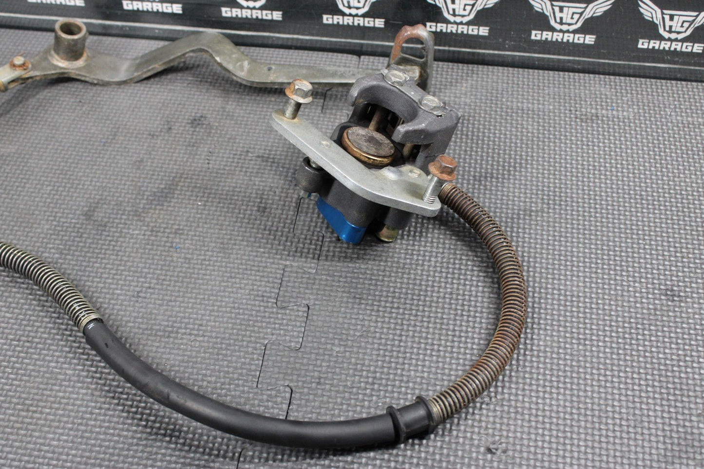 1991 YAMAHA 87 - 01 BANSHEE 350 OEM NISSIN REAR BACK BRAKE CALIPER MASTER CYLINDER - hggarage