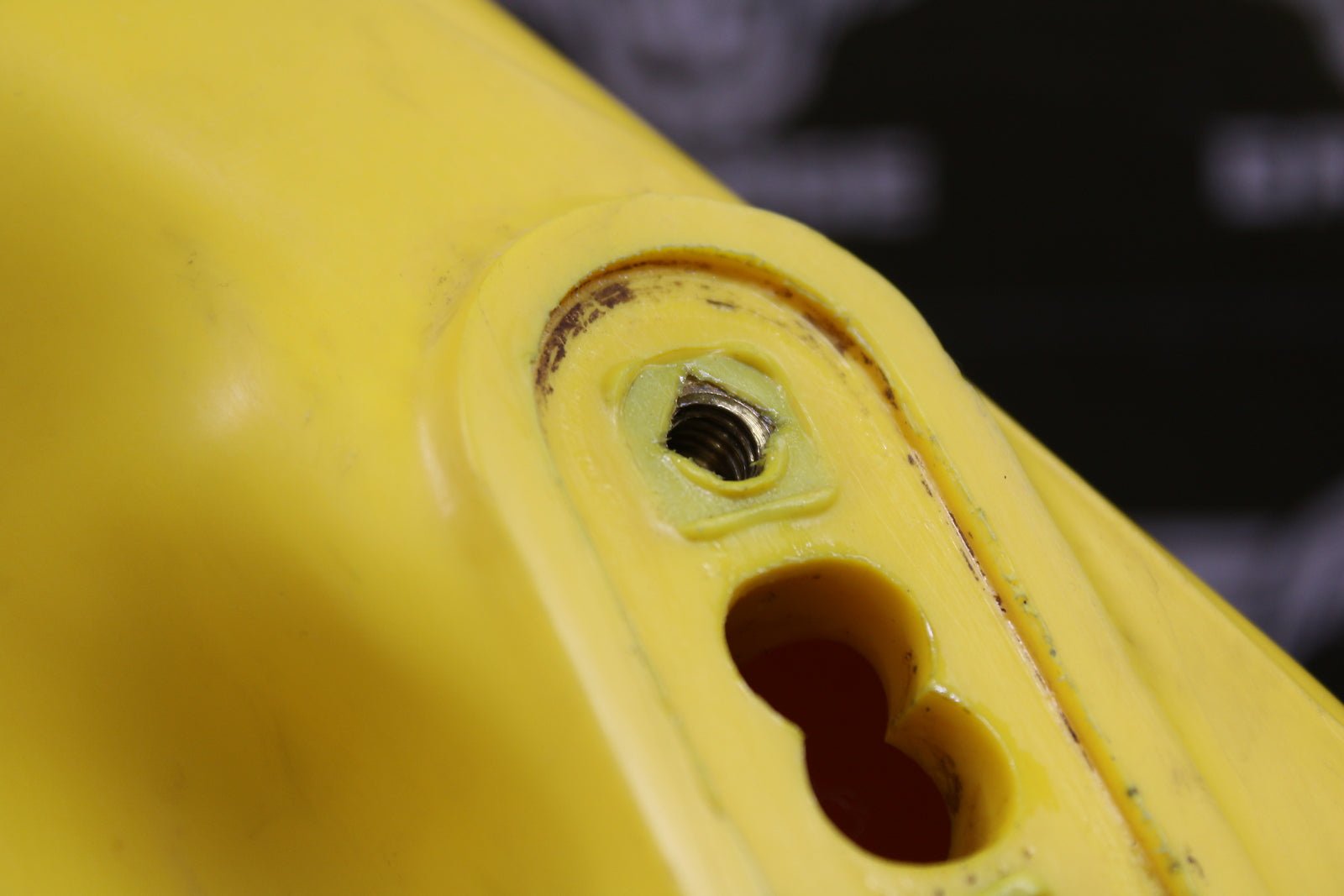 2000 SUZUKI 00 - 04 DRZ400 DRZ400E OEM YELLOW GAS FUEL TANK CELL PETROL RESERVOIR - hggarage