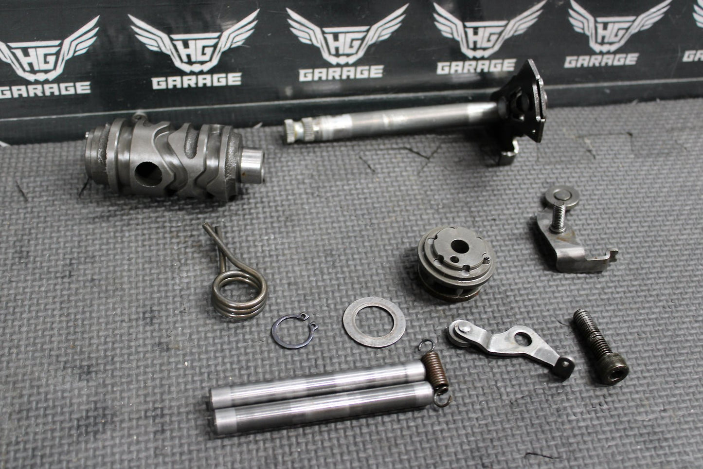2002 KAWASAKI KX60 KX65 OEM ENGINE TRANSMISSION TRANNY ASSEMBLY GEARS - hggarage