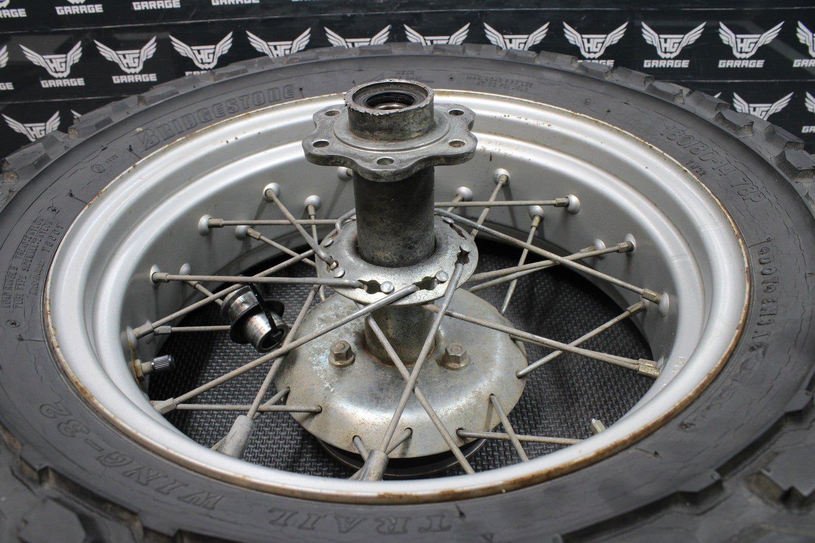 1987 YAMAHA TW200 OEM 14" X 4.50" REAR BACK WHEEL RIM 2JX - 25311 - 00 - 00 - hggarage