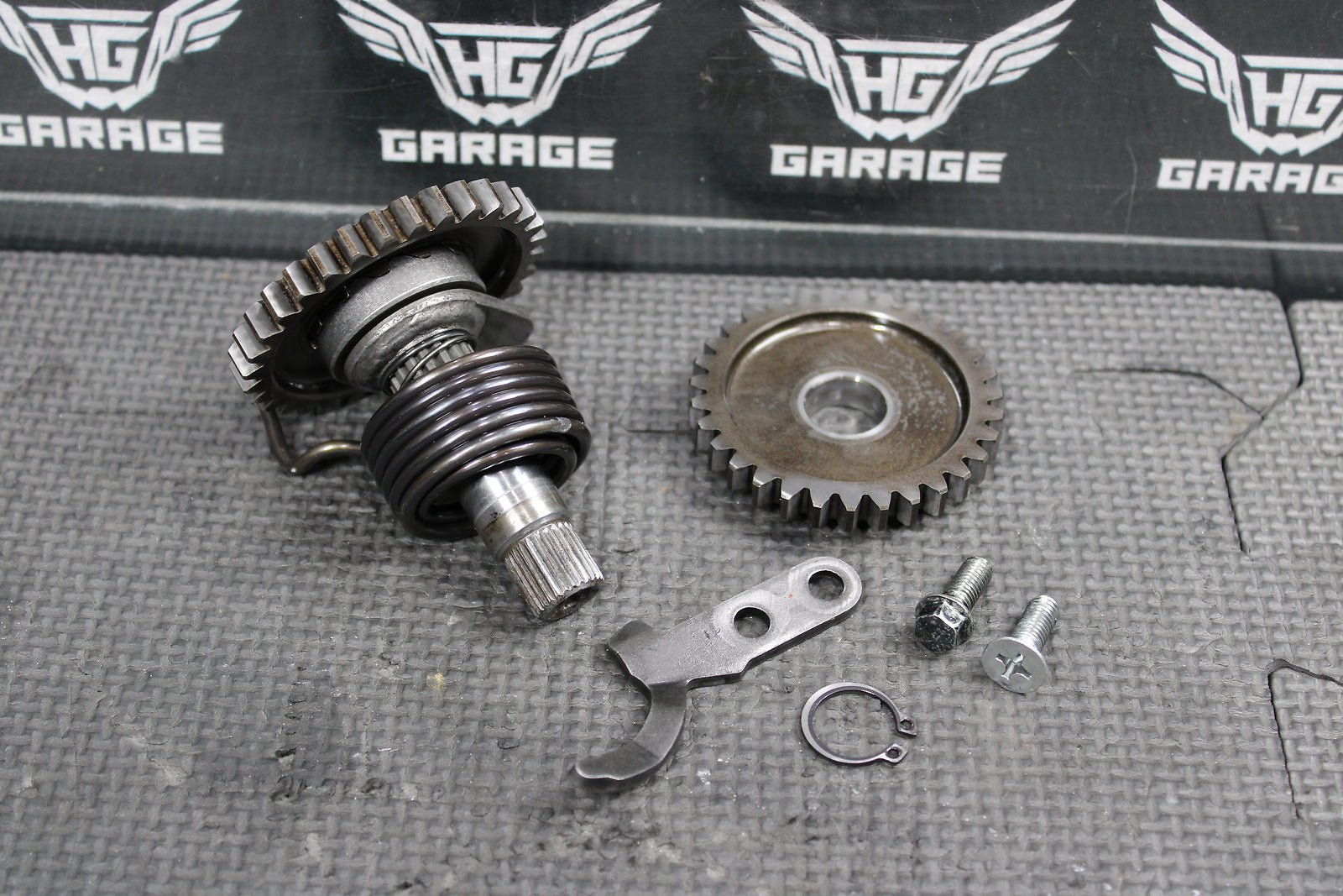 2000 Kawasaki KX100 KX112 KX80 KX85 OEM Kickstart Kick Start Shaft W Idler Gear - hggarage