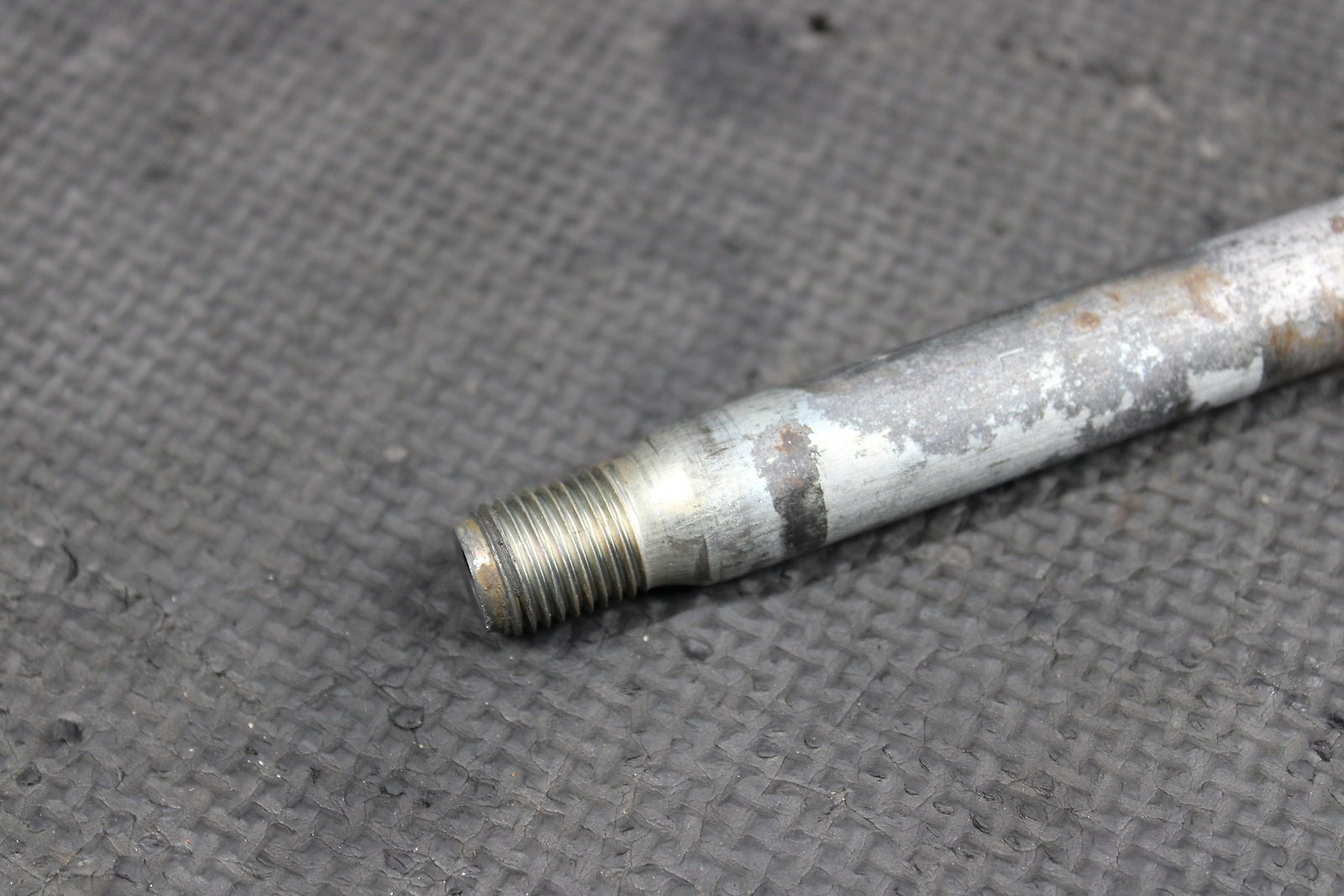 2003 Honda CRF450R OEM Rear Back Swingarm Bolt Suspension Pivot Axle 52101 - KZ4 - J - hggarage