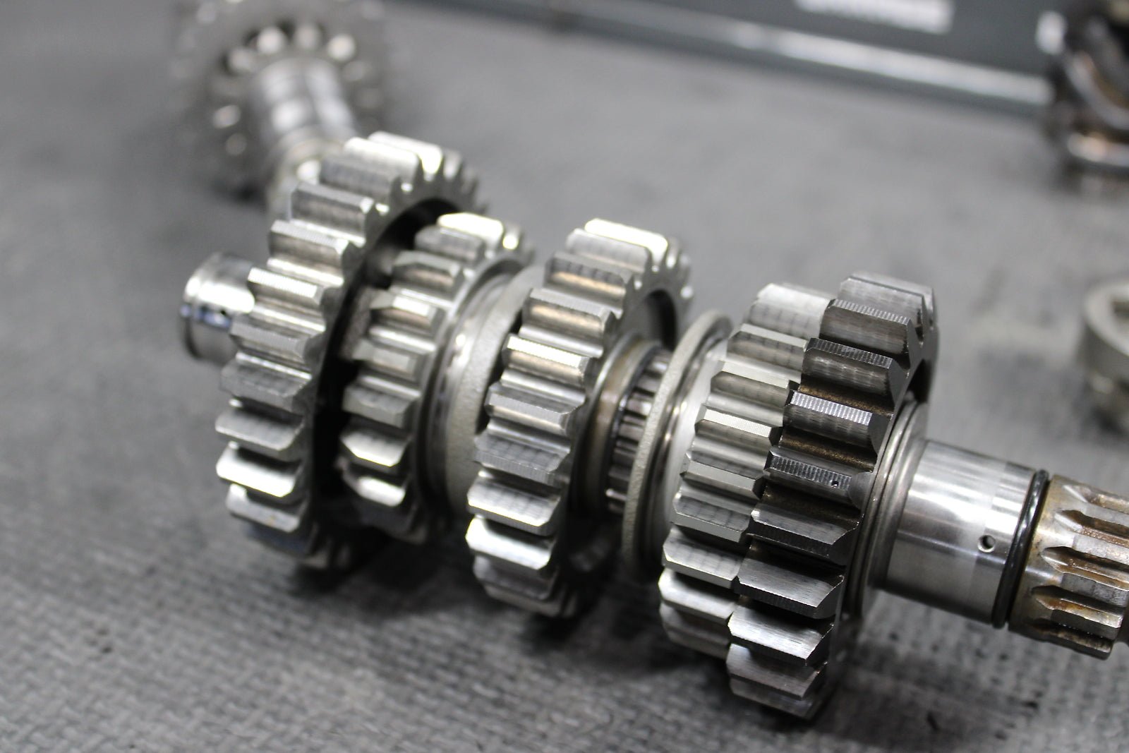 2006 Yamaha 06 - 09 YZ450F OEM Engine Transmission Tranny Assembly Gears - hggarage