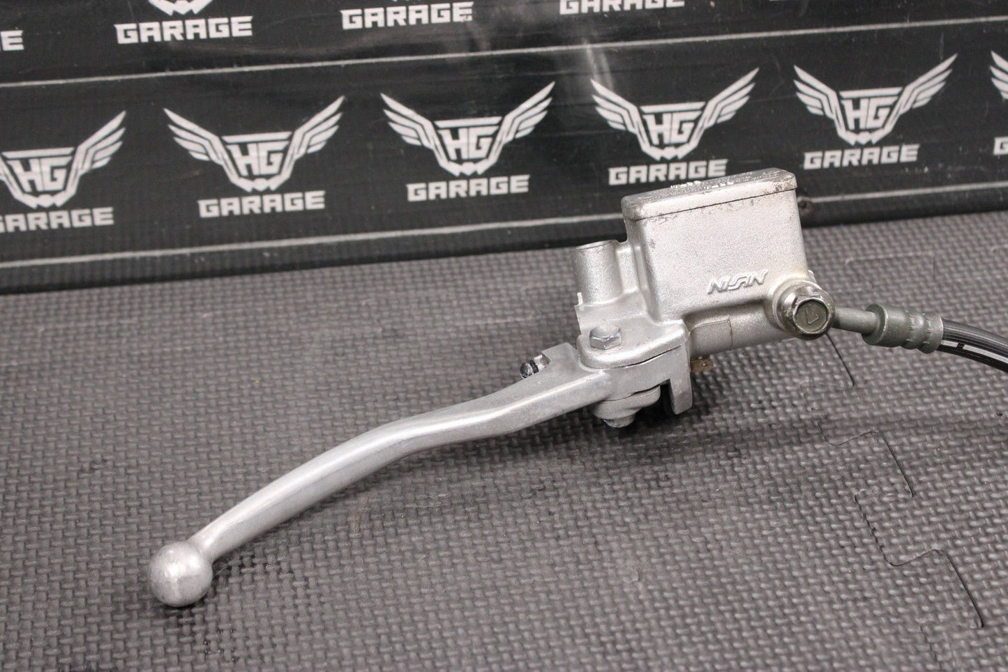 2005 SUZUKI DR200SE OEM FRONT BRAKE CALIPER MASTER CYLINDER HOSE BRAKE LEVER KIT - hggarage
