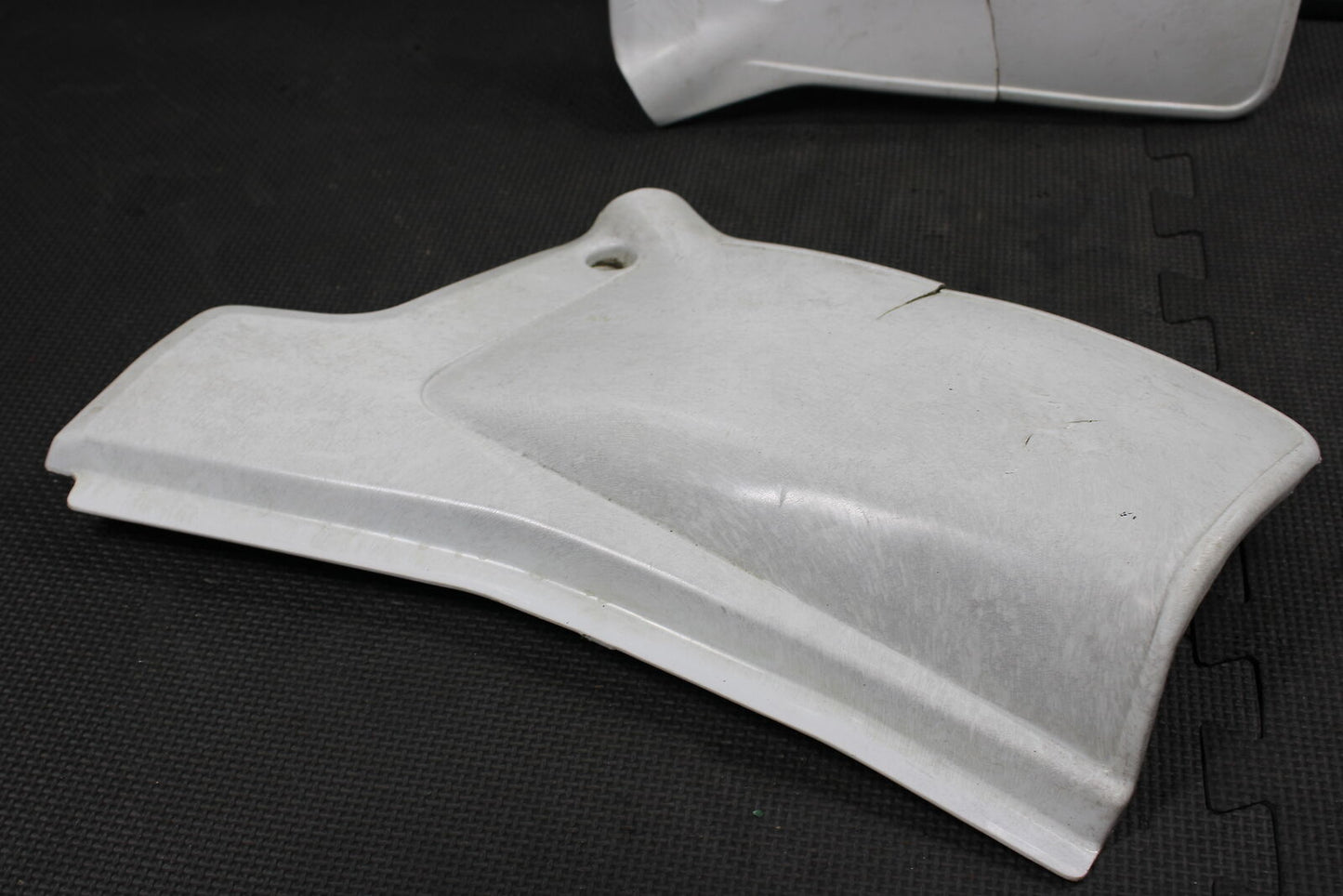 2002 HONDA XR200R OEM LEFT RIGHT SIDE PANELS FAIRINGS COWLS SET