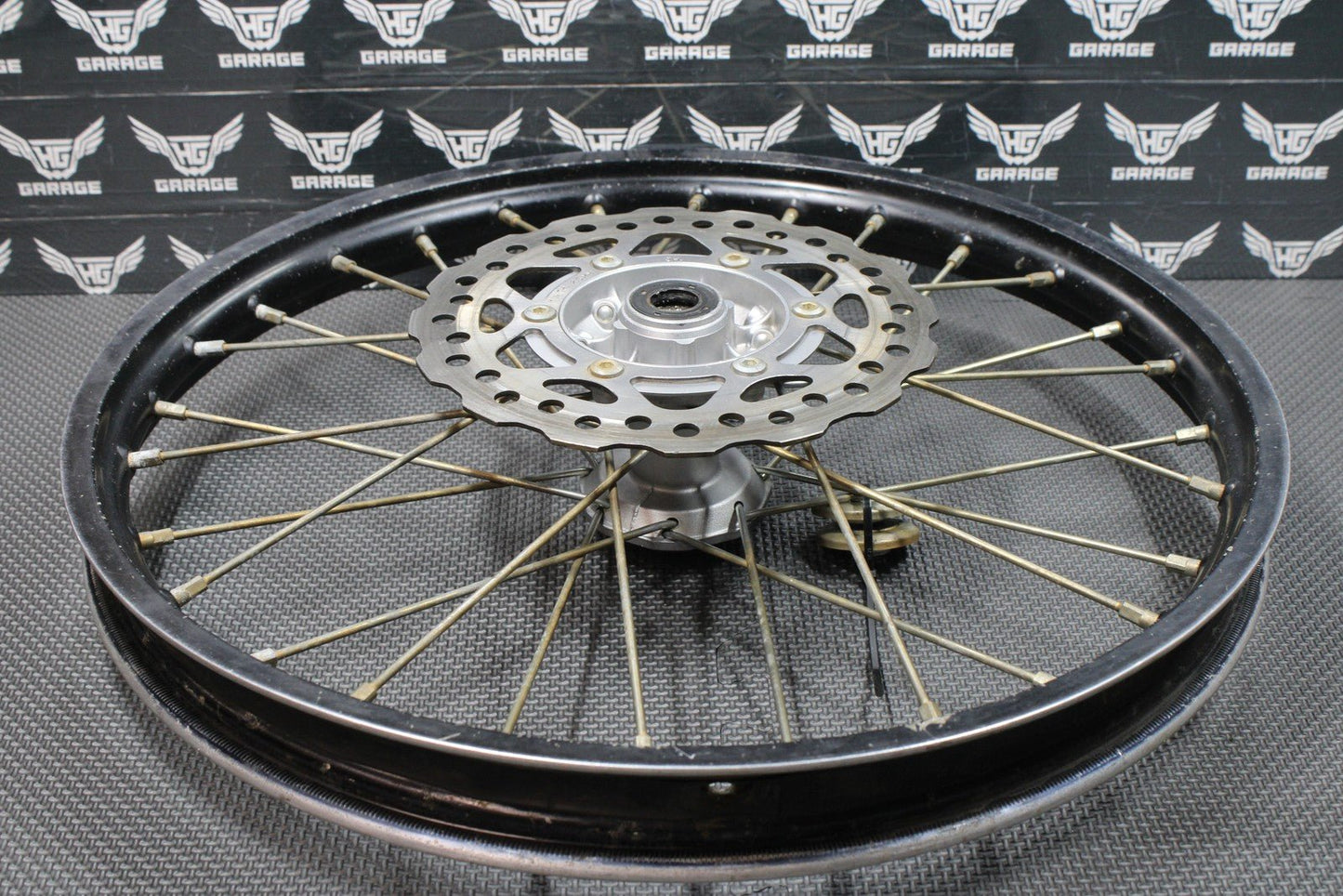 2014 KAWASAKI 11 - 21 KX100 OEM 19" BIG WHEEL FRONT WHEEL RIM HUB 41090 - 0103 - WC - hggarage