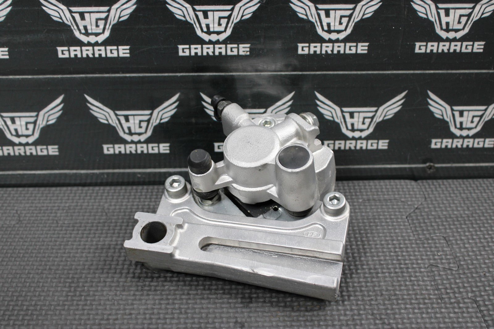 2012 KAWASAKI 04 - 21 KX100 KX85 OEM REAR BACK BRAKE CALIPER 43080 - 5134 GOOD! - hggarage