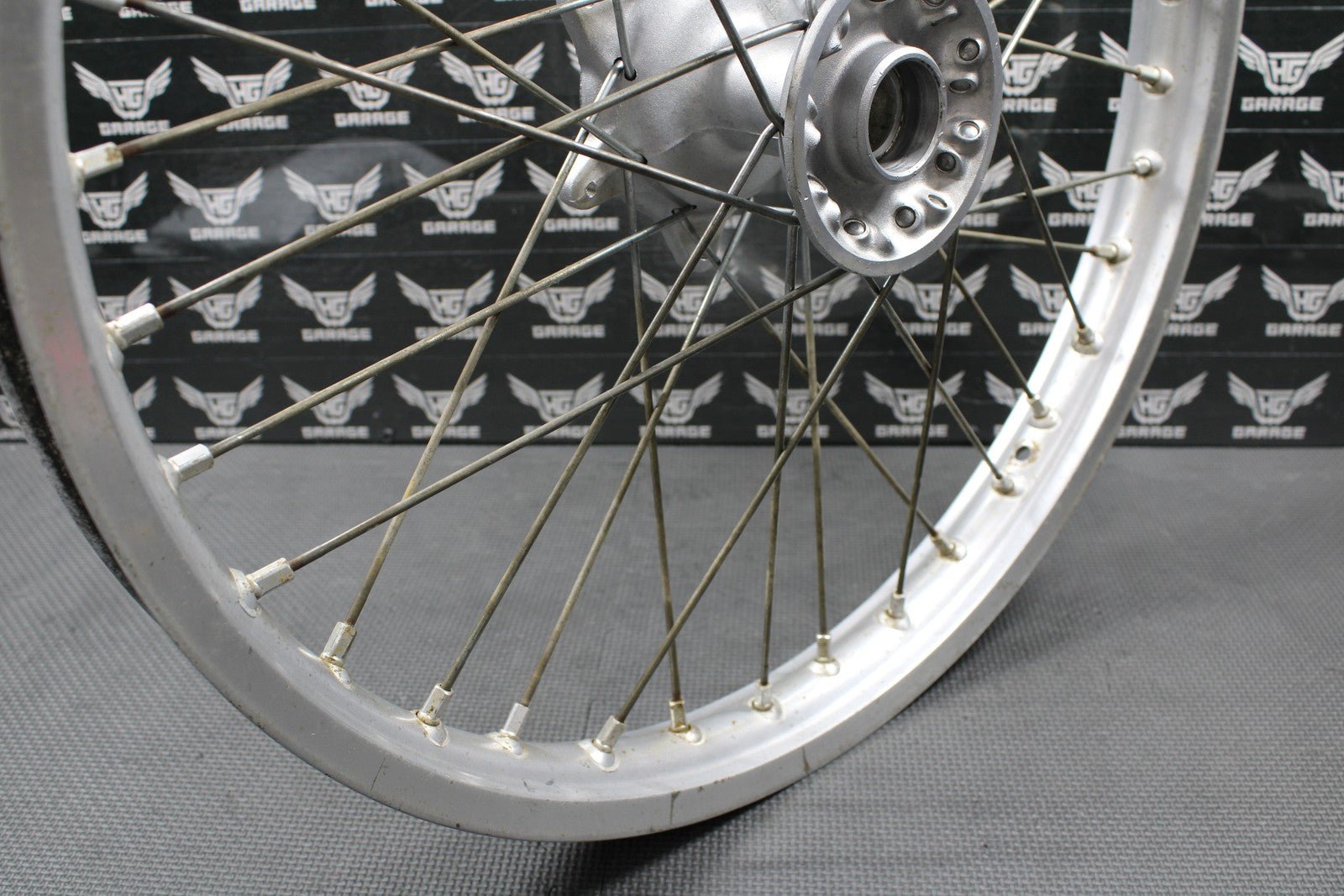 1999 SUZUKI 97 - 00 RM125 RM250 OEM 21" FRONT WHEEL RIM HUB 54111 - 36E10 55311 - 36E0 - hggarage