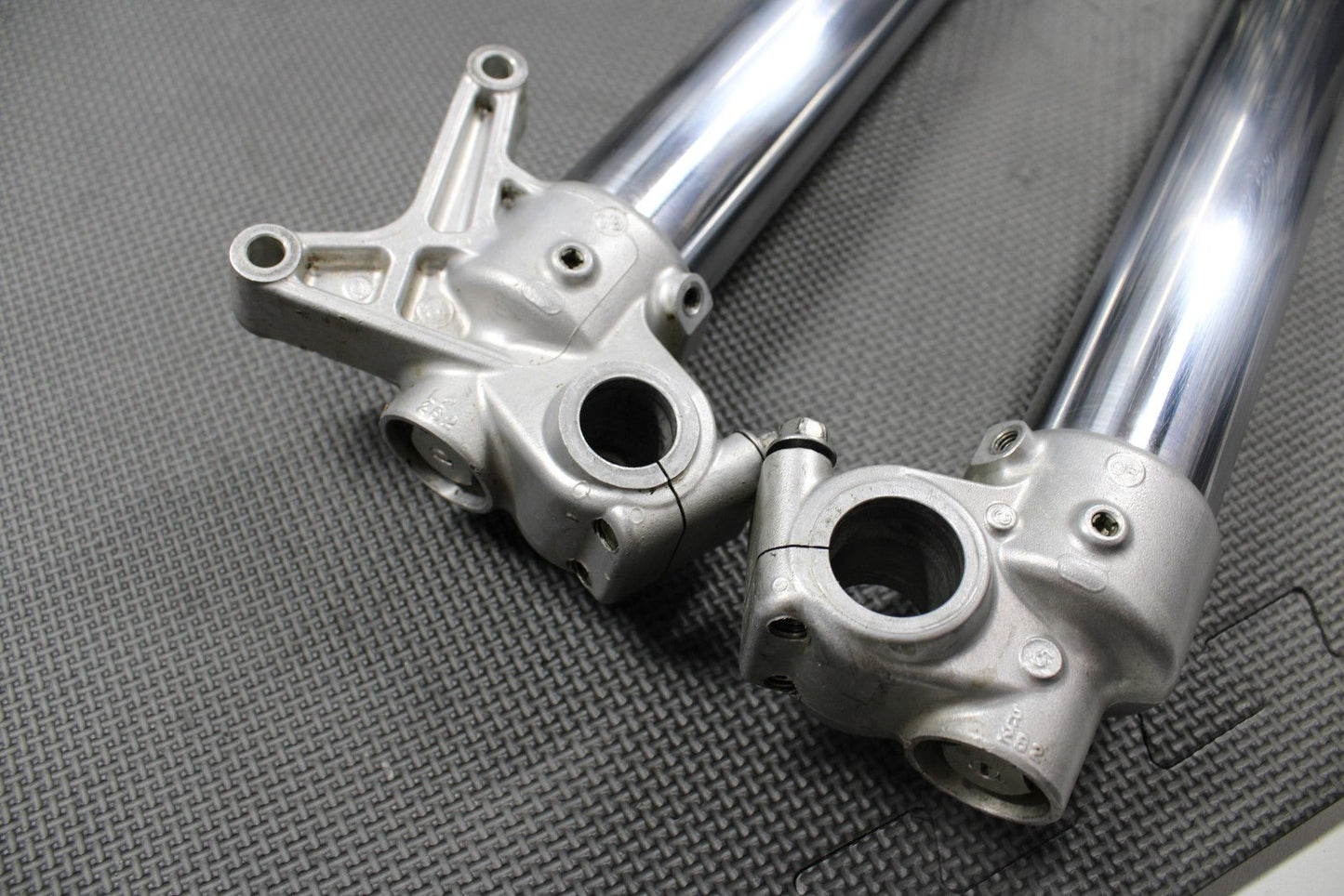 2009 YAMAHA YZ450F 06 - 09 OEM KYB SSS RIGHT LEFT FRONT SUSPENSION FORKS SHOCKS - hggarage
