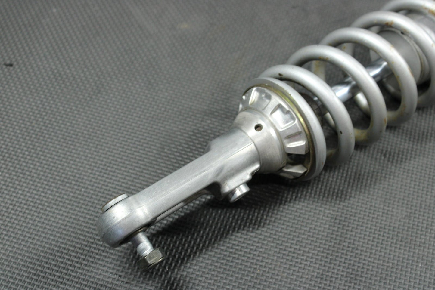 2004 Yamaha YZ450F OEM Rear Back Shock Absorber Suspension 5XD - 22210 - 00 - 00 - hggarage