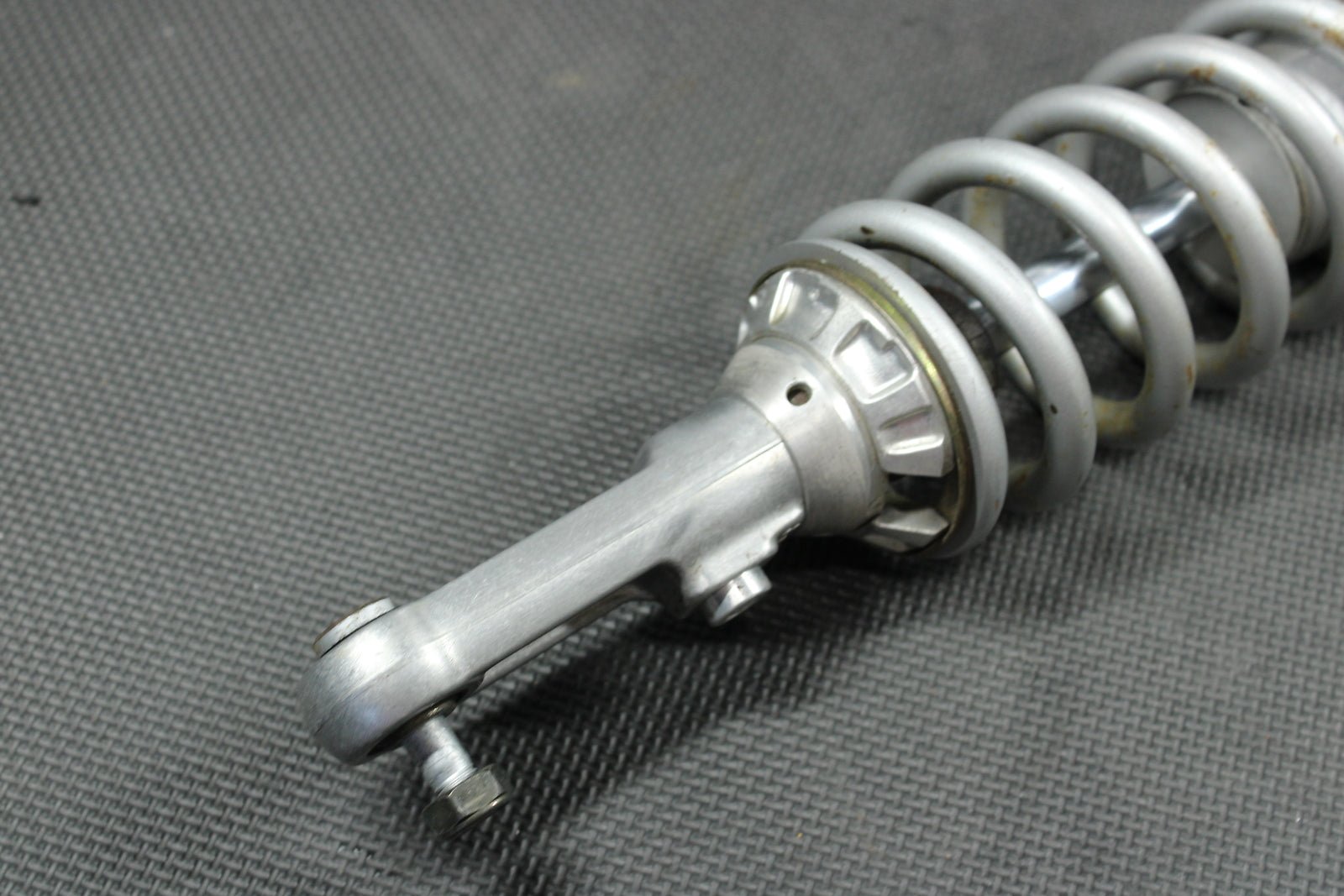 2004 Yamaha YZ450F OEM Rear Back Shock Absorber Suspension 5XD - 22210 - 00 - 00 - hggarage