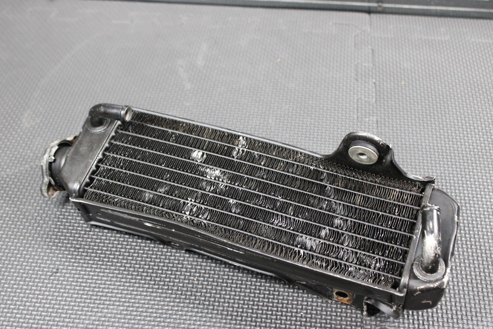 1991 87 - 95 HONDA CR80R OEM ENGINE MOTOR COOLING COOLER RADIATOR 19010 - GS2 - 600 - hggarage