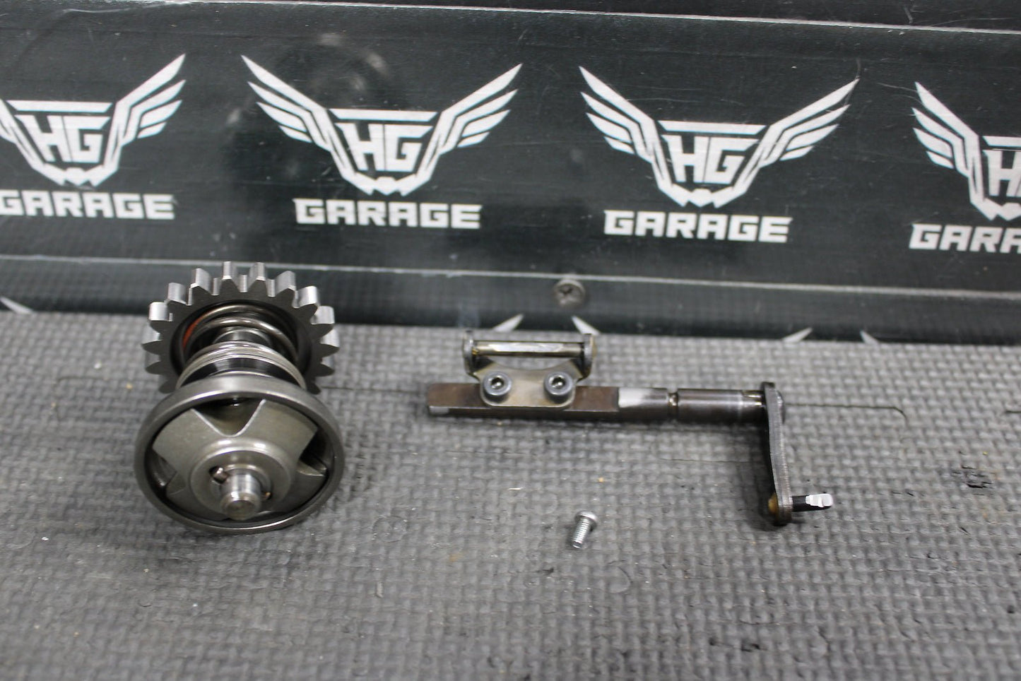 1995 KAWASAKI KX125 OEM ENGINE POWERVALVE EXHUAST VALVE LINKAGE GOVERNOR - hggarage